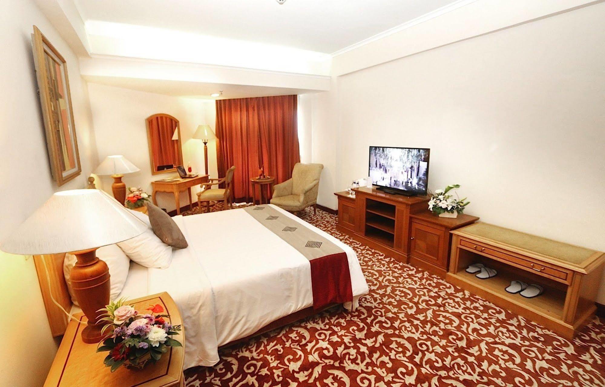 Hotel Bidakara Jakarta Exteriér fotografie